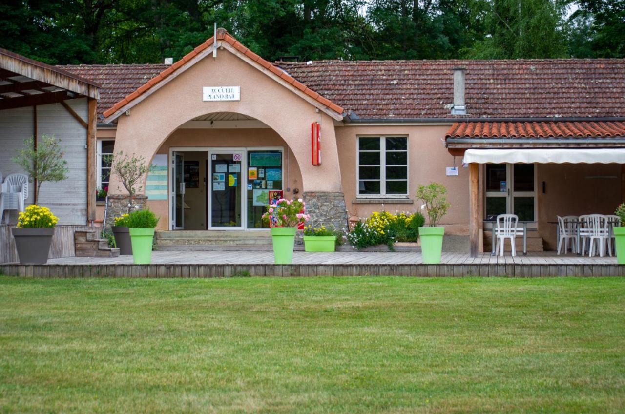 Camping 3 Etoiles - Piscine Chauffee - Vue Montagne Saint-Girons  Exterior photo